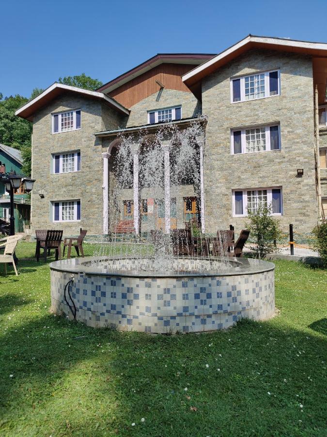 Hotel Outlook Pahalgām Zewnętrze zdjęcie